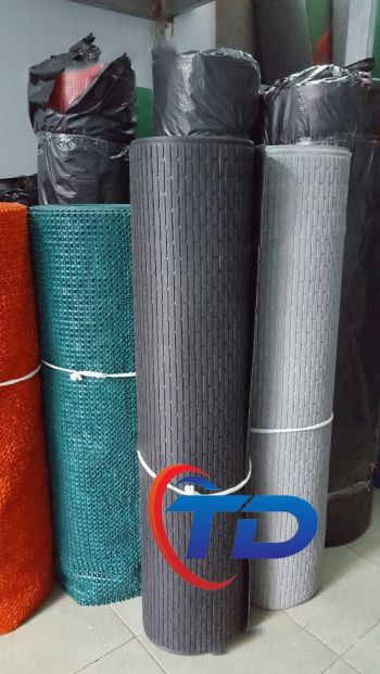 Thảm nhựa chốt Thảm nhựa que