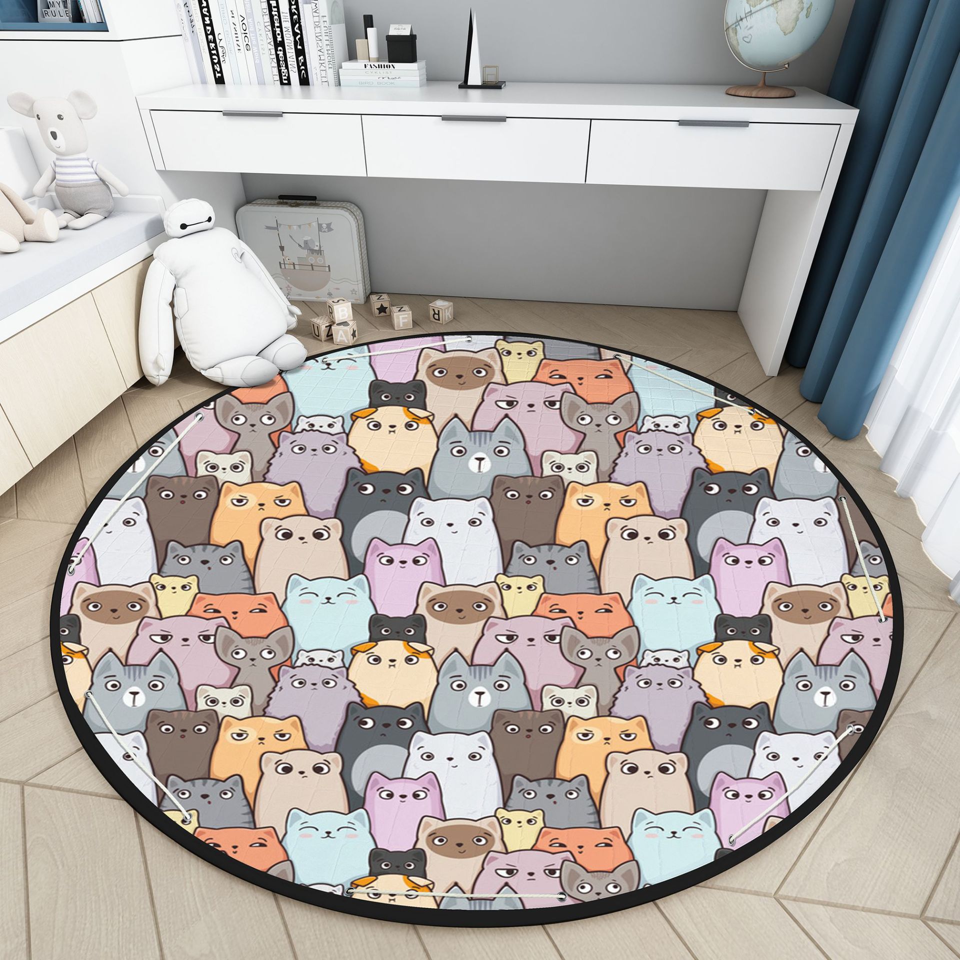 Mẫu thảm trải sàn hình mèo con cực kỳ cute, dễ thương dành cho bé