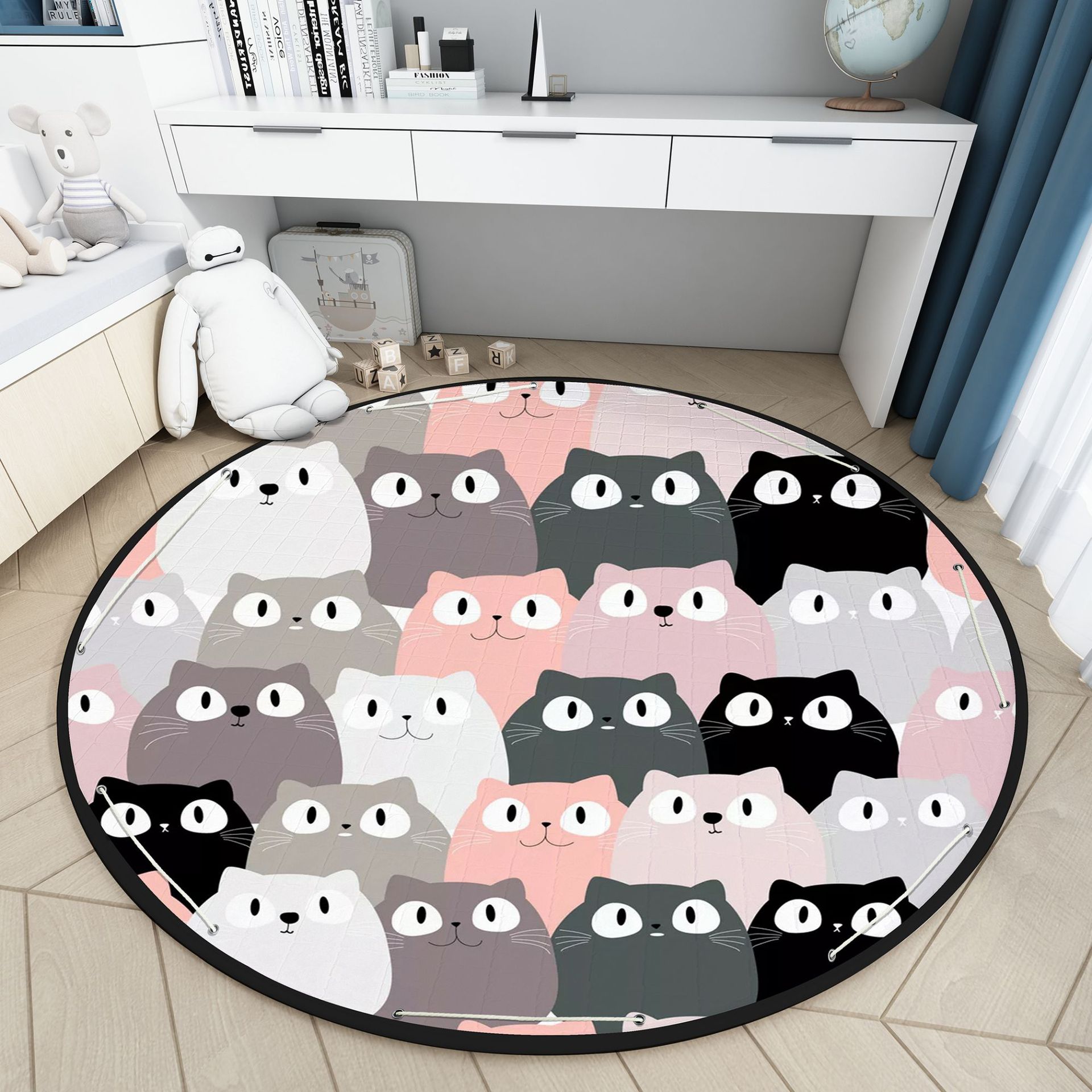 Mẫu thảm trải sàn hình mèo con cực kỳ cute, dễ thương dành cho bé